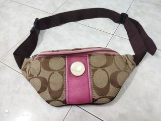 Pouchbag coach
