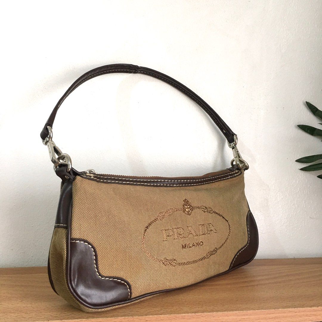 PRADA tessuto brown pochette - Vintage by Ebba AB