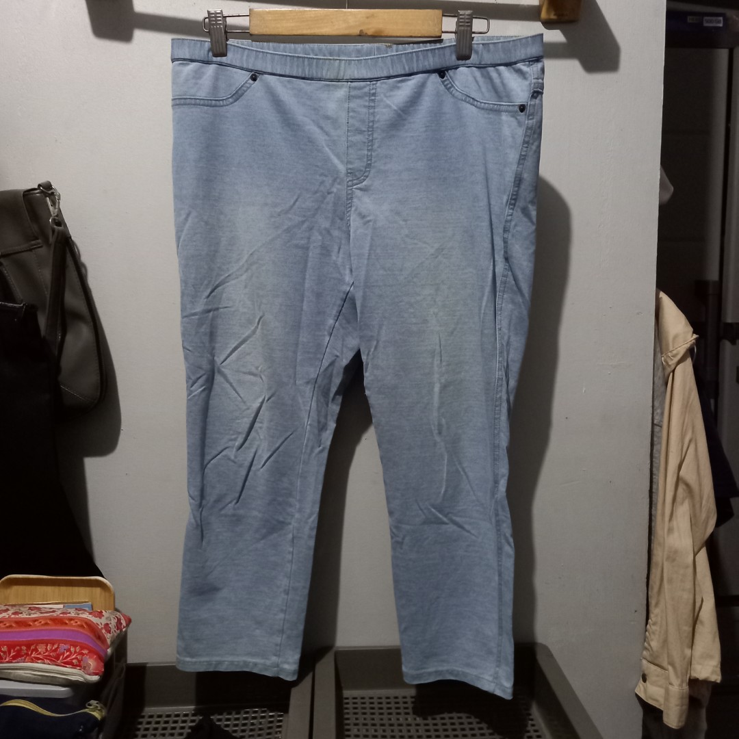 Light Blue Cropped Jeggings