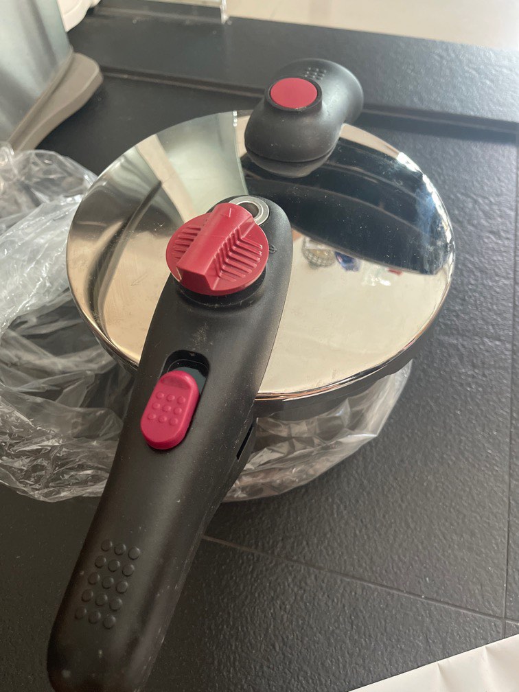 Pressure cooker, TV & Home Appliances, Kitchen Appliances, Cookers on