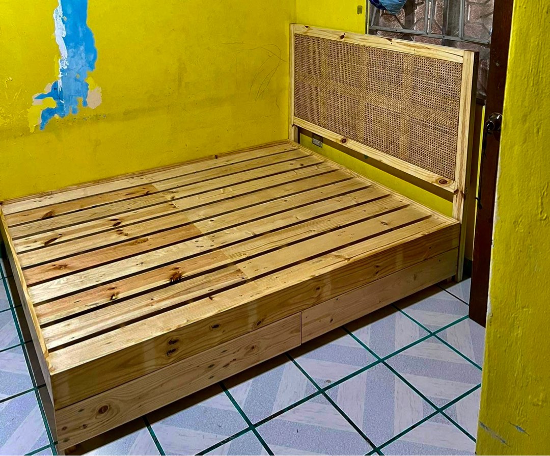 Queen size wooden solihiya design bed frame with pull out drawers