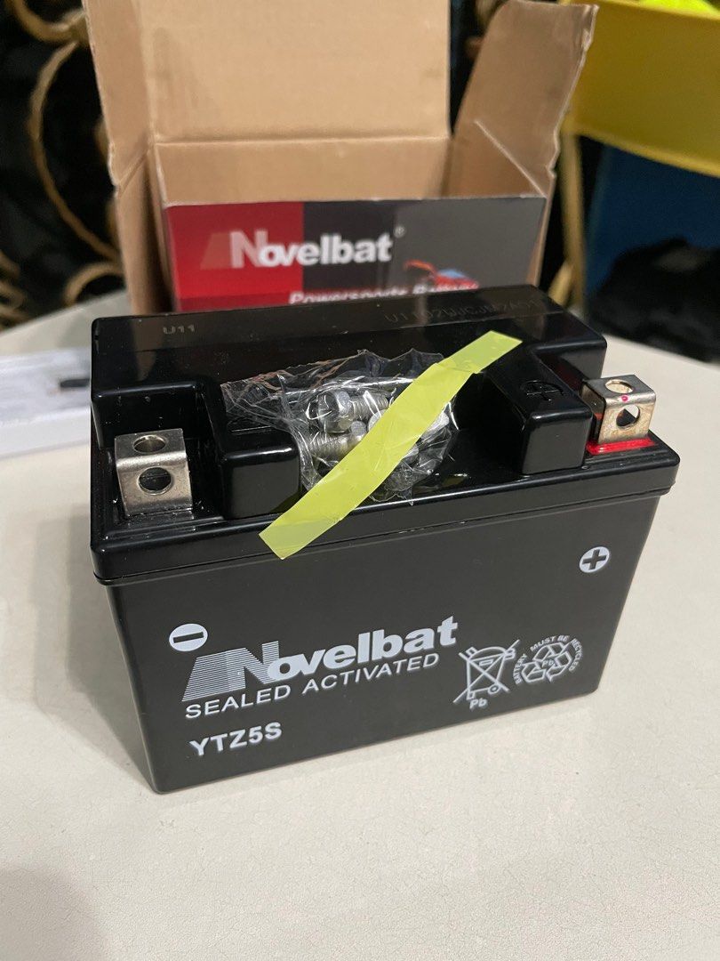 R15 V3 Battery (Novelbat), Motorcycles, Motorcycle Accessories on Carousell