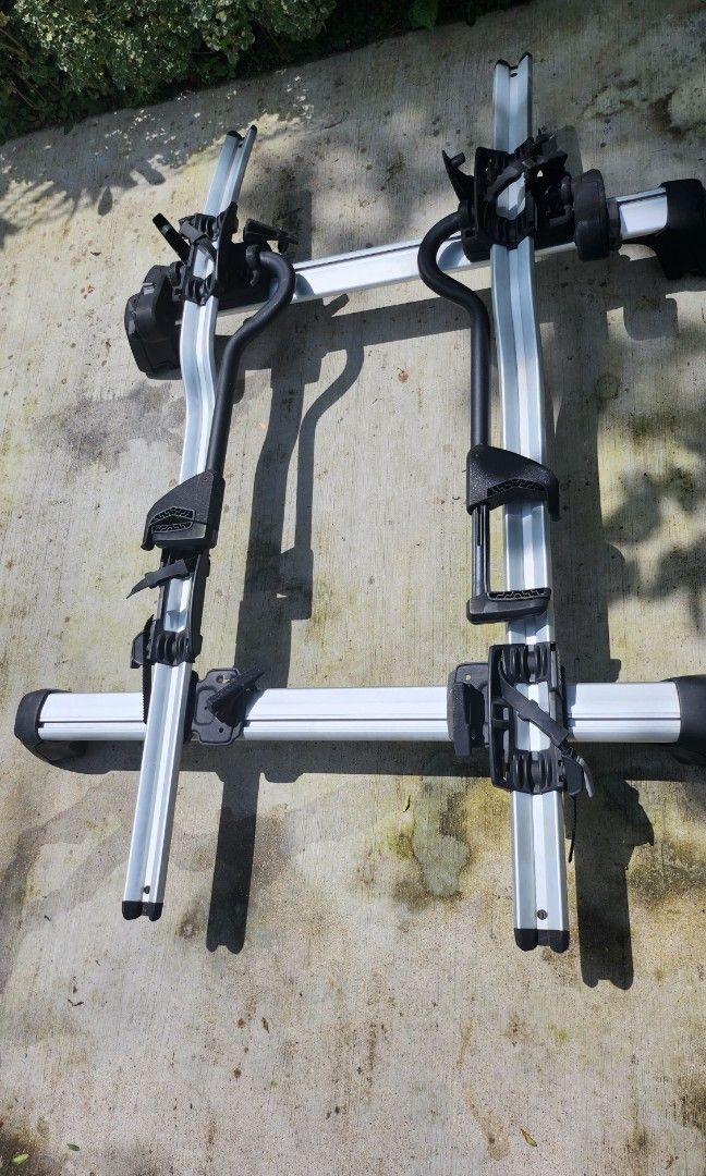 Roof rack original Mercedes Roof Rack for GLA and Thule bike mount x