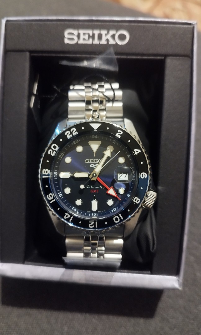 Seiko SSK GMT, Men's Fashion, Watches & Accessories, Watches on Carousell