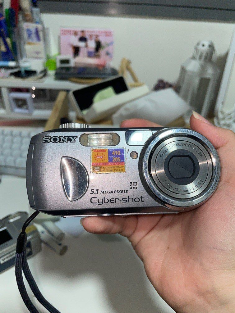 sony cybershot p93A, Photography, Cameras on Carousell