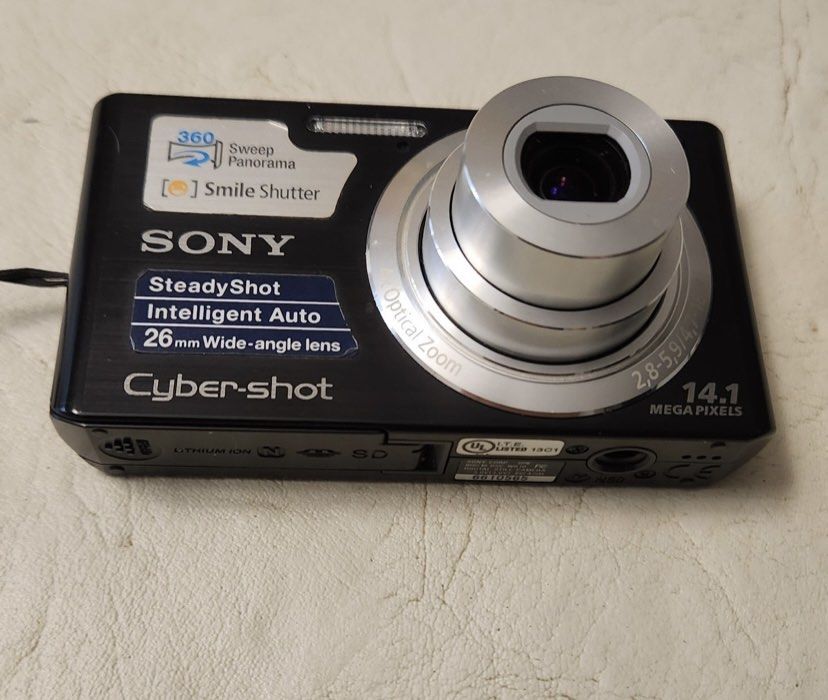 Sony Cybershot DSCW560 Digicam, Photography, Cameras on Carousell