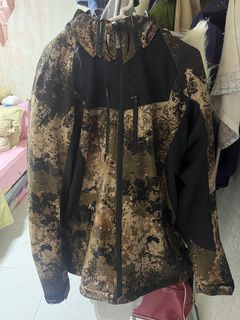 (Category: ) located in . Submitted by dybah66 (Listing ID 1208512675, Image 1). Description: .