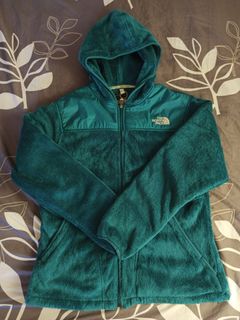 (Category: ) located in . Submitted by Keahi (Listing ID 1201536836, Image 1). Description: .