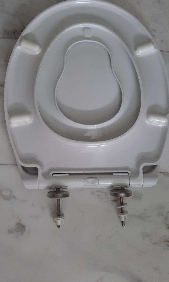 Toilet seat with integrated child seat for potty training, Furniture