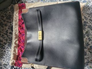 （分類：）位於 。 由 keitsang 提交（商品編號 1208531883，圖片 1）。簡介： 。