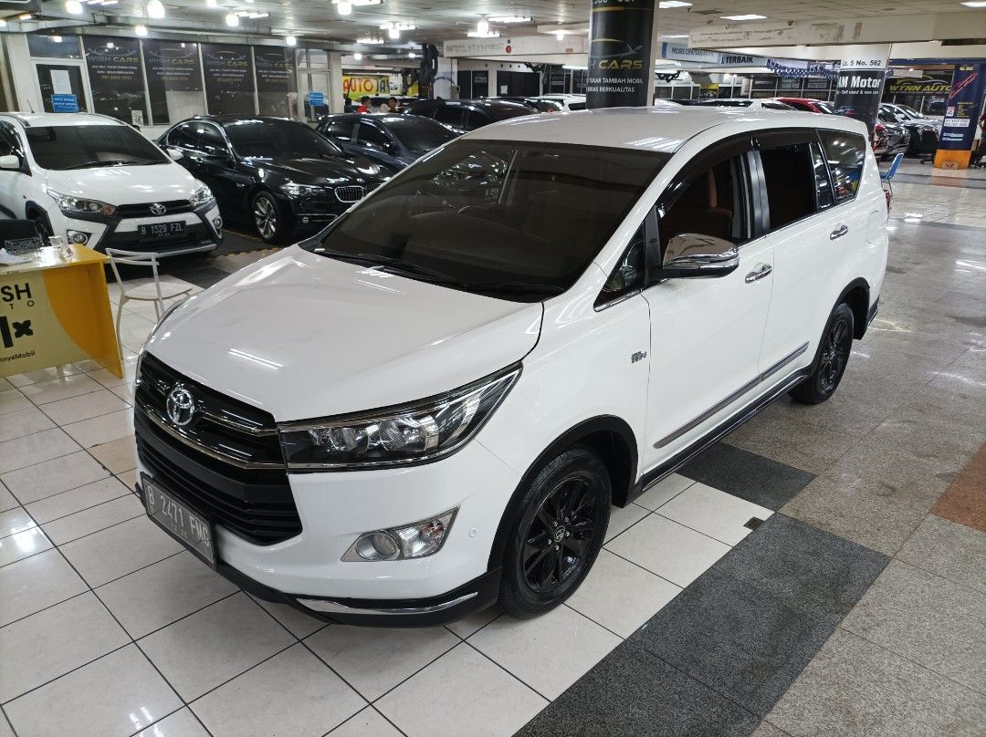 Toyota Kijang Innova Reborn V 2.0 At Tahun 2016 Siap Pakai, Mobil ...