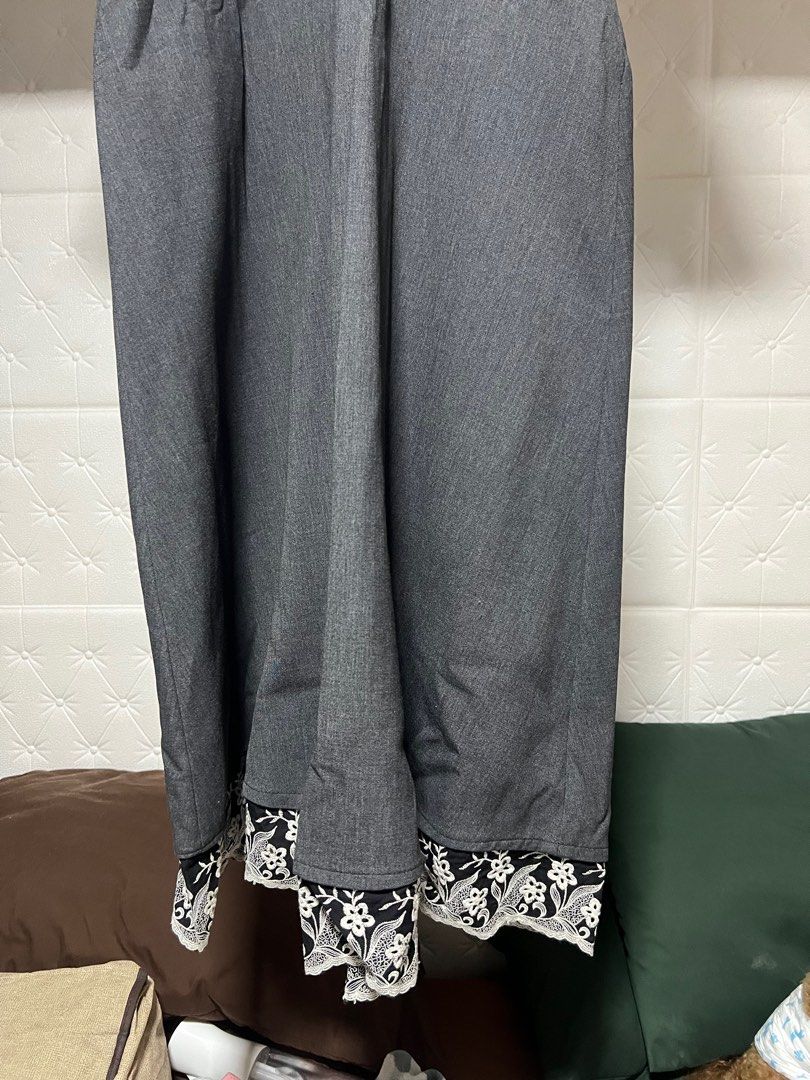 TRF ZARA MAXI DRESS (Category: Dresses) located in Las Pinas. Submitted by loft1890 (Listing ID 1208563431, Image 2). Description: Bought this for 3k. Never worn. Missing tag due to washing. Very nice fit, stretchable. Sexy and sophisticated when worn. I am 5’4 length of the dress is below my knee Fits S-semi large.