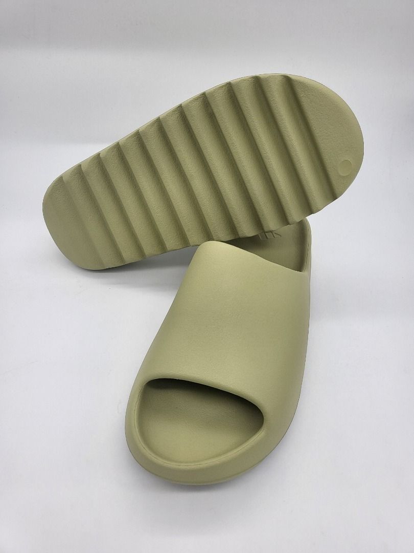 Yeezy discount slides 13