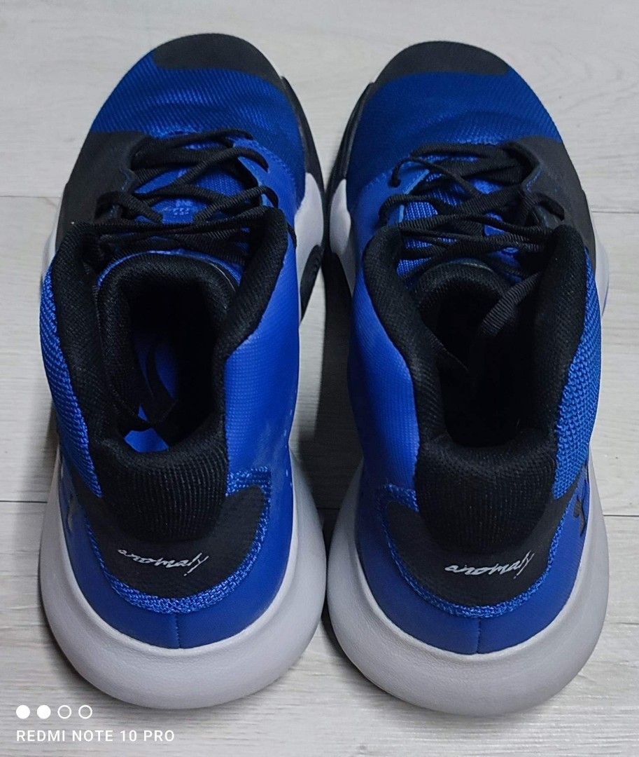 Under armor anomaly best sale