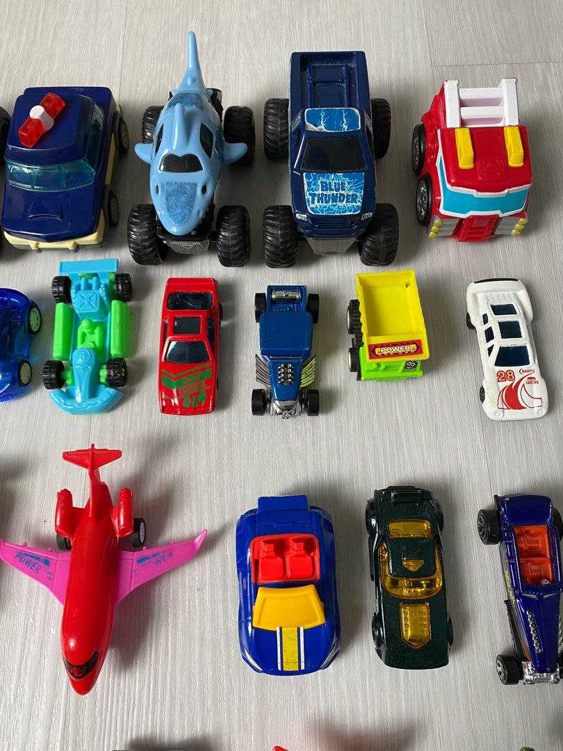 Second hand toy cars for sale store