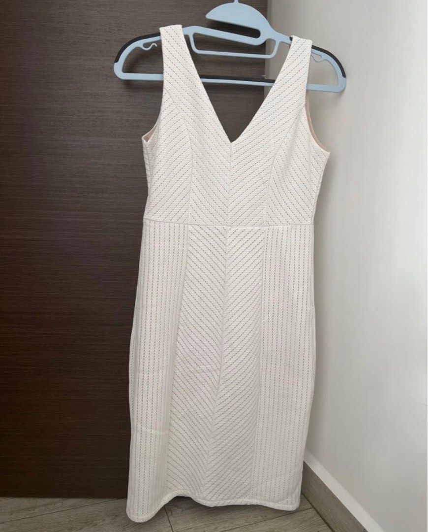 Valleygirl White Dress UK8 Women s Fashion Dresses Sets