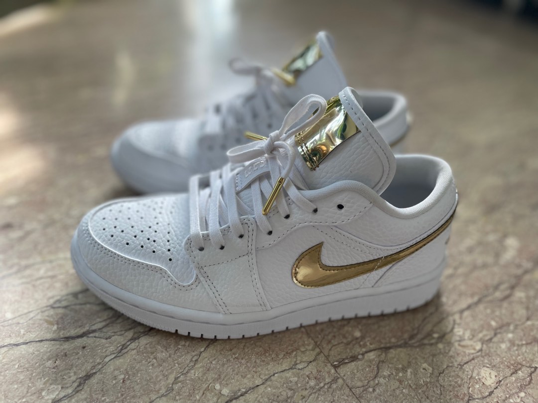 WMNS AIR JORDAN 1 RETRO LOW WHITE METALLIC GOLD CZ4776 100 Size 6 Women s Fashion Footwear Sneakers on Carousell