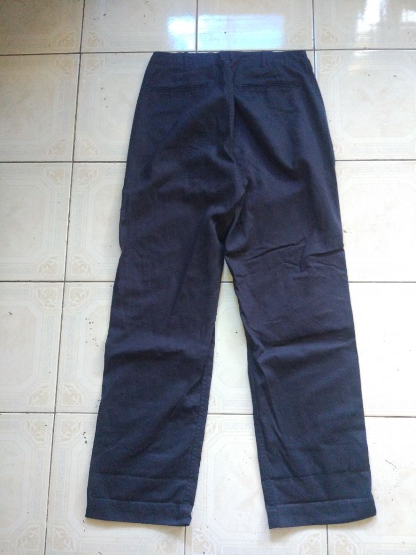 Workware Trouser 30.5 actual (Category: Trousers) located in Pasay City. Submitted by denimdude.ph (Listing ID 1208678215, Image 2). Description: .