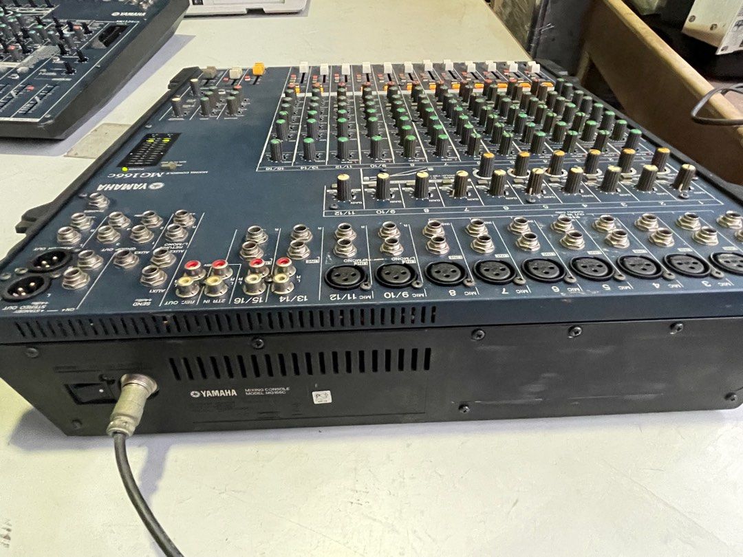Yamaha MG166C mixing console, Audio, Soundbars, Speakers & Amplifiers