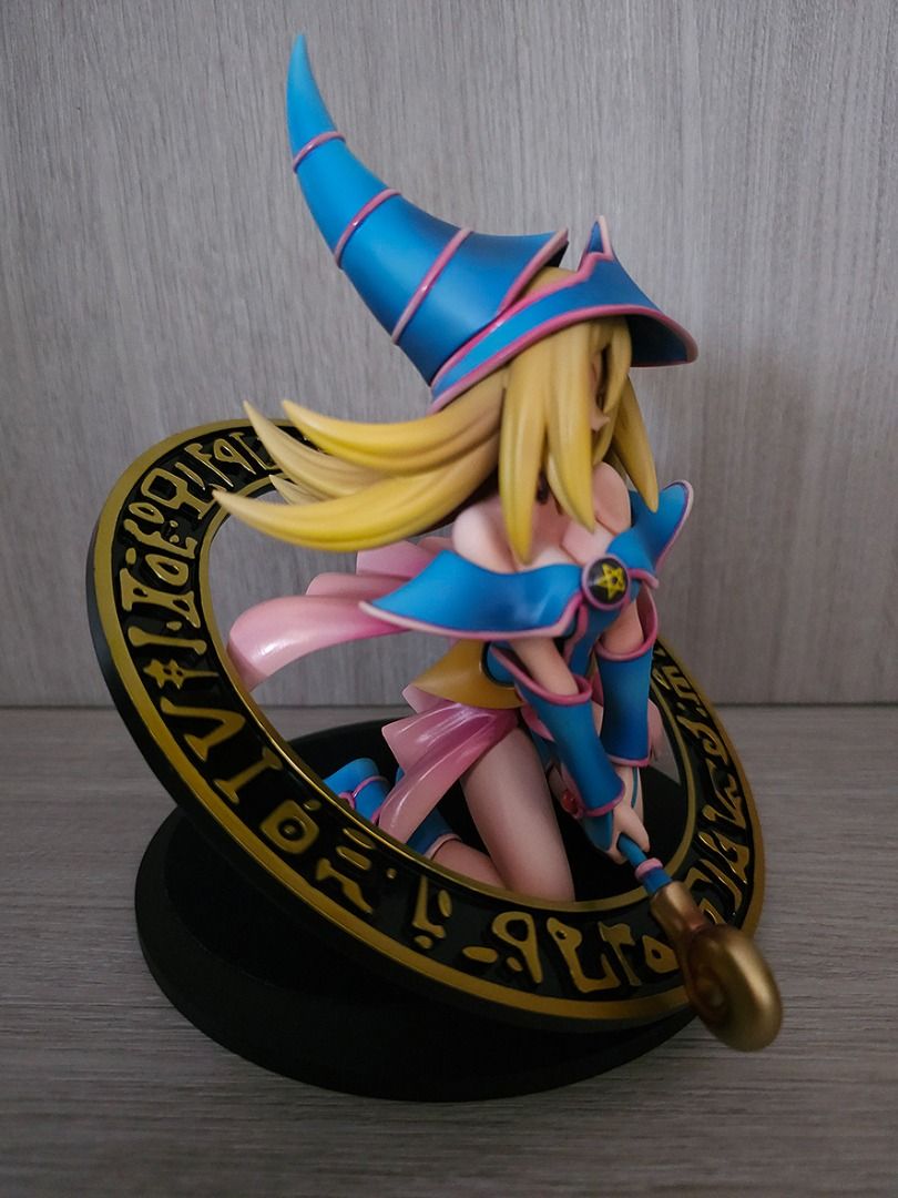Dark magician girl keychain sales