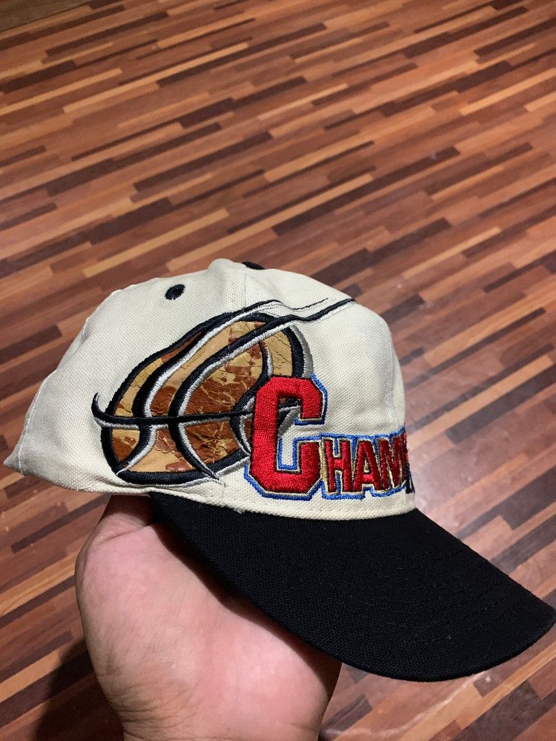 Vintage Chicago Bulls Hat Cap Snapback Mens 1996 NBA Championship Logo  Athletic