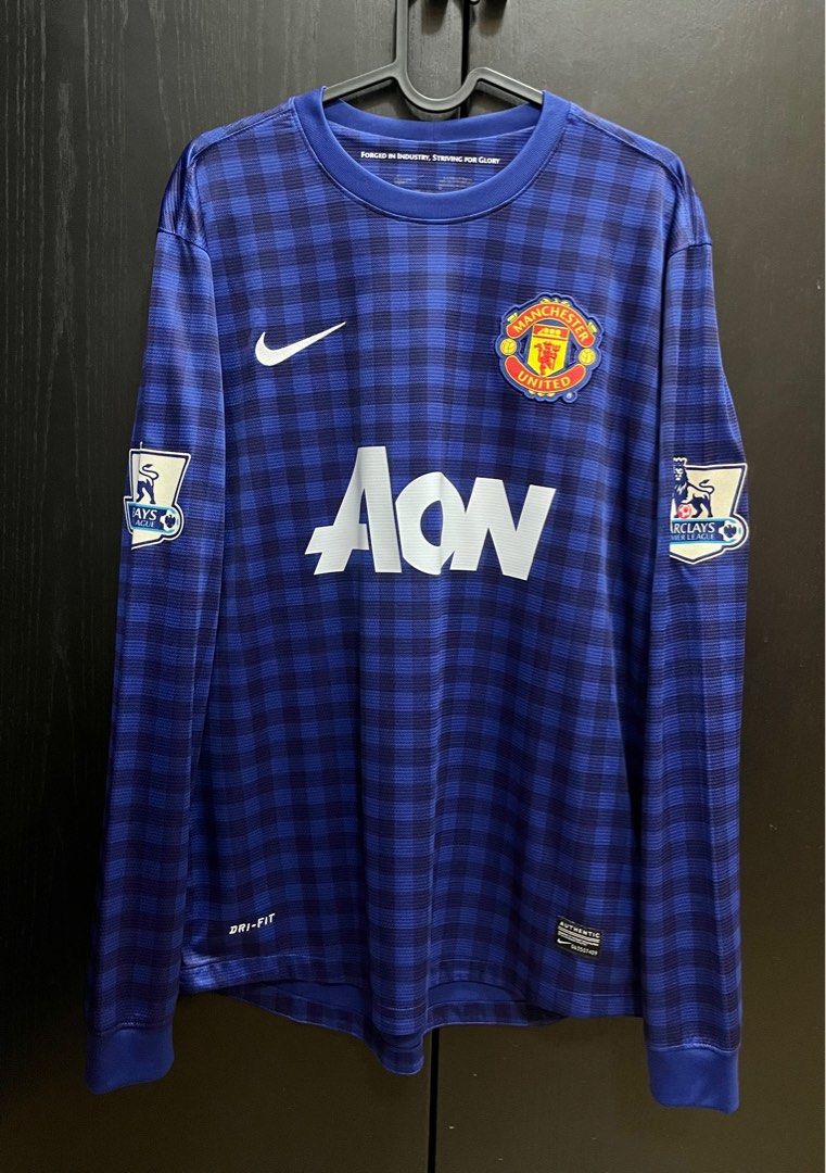 Manchester united away goalkeeper kit best sale