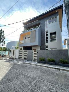 6 bedrooms house for sale in Greenwoods executive village pasig accessible to bgc taguig makita and ortigas