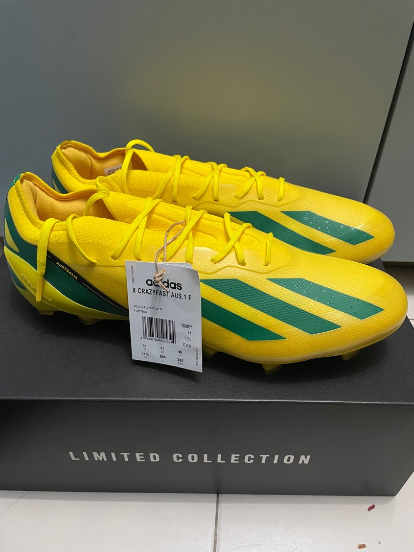 Adidas Soccer Boots, Men's Fashion, Footwear, Boots on Carousell