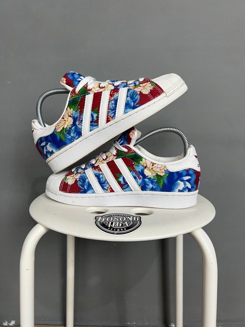 Adidas superstar floral 38 hotsell