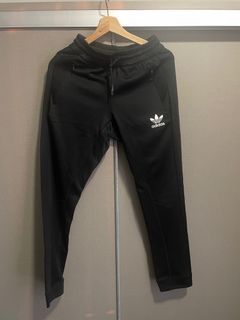 Adidas Track Logo Bunga