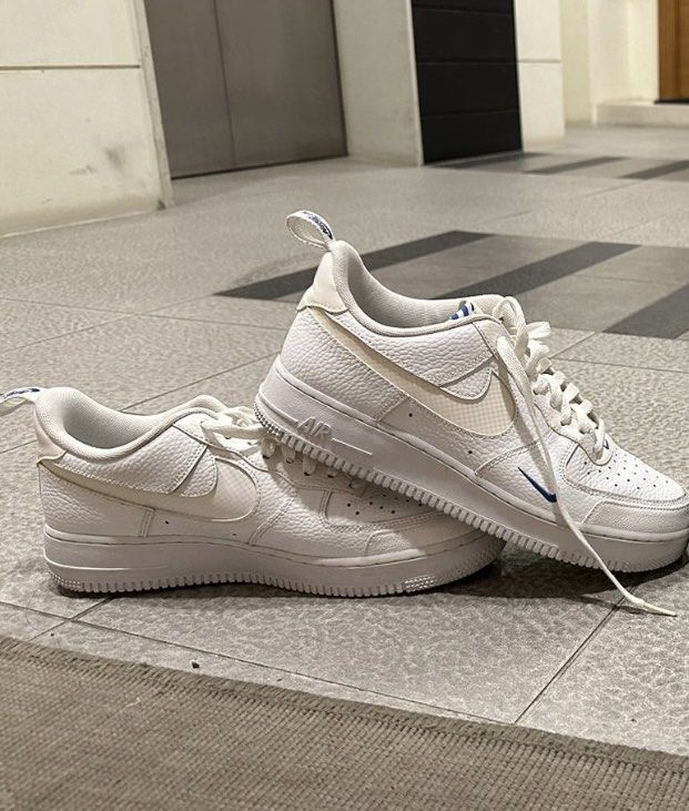 Air force 1 lv8 sneakers online