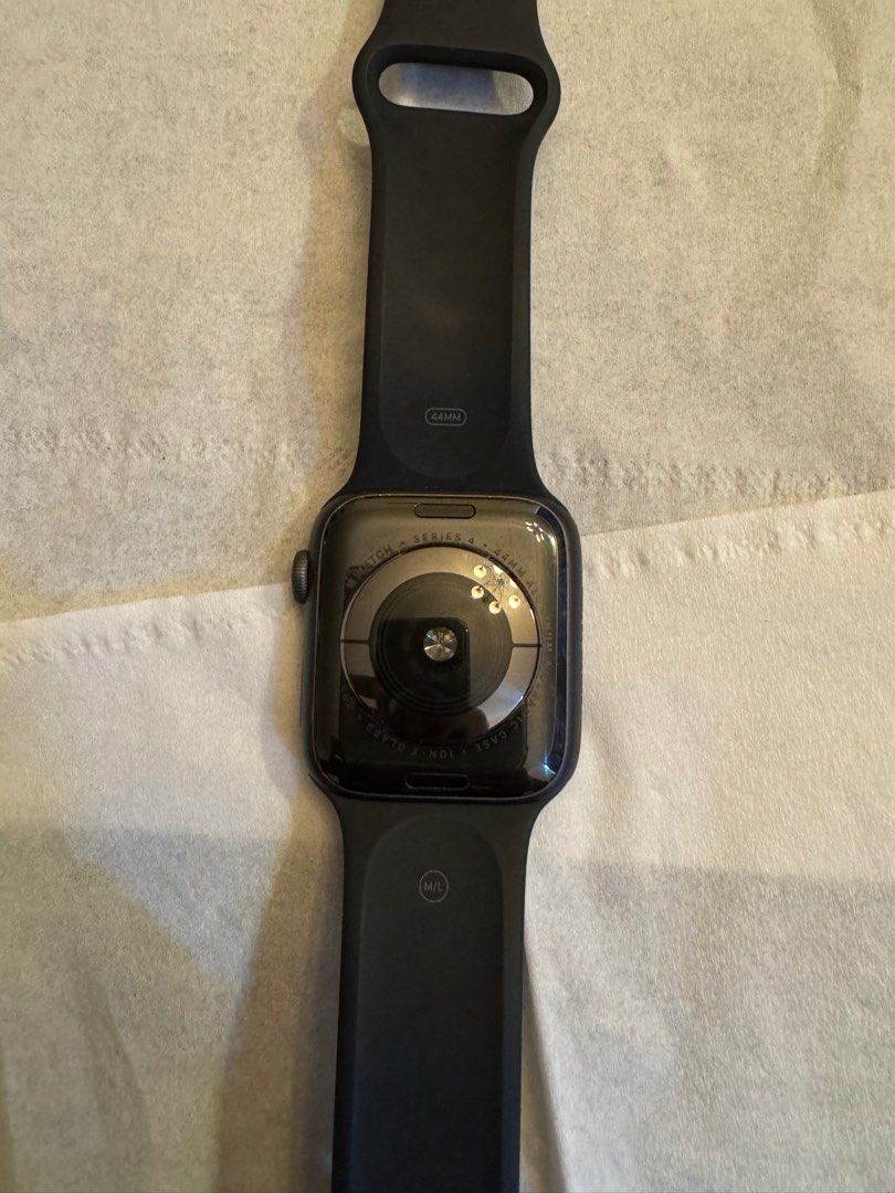 Refurbished apple watch deals series 4 44mm