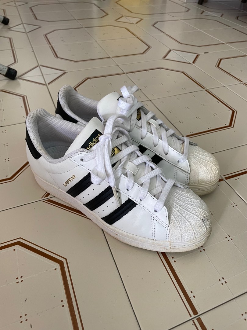 Authentic hotsell adidas superstar