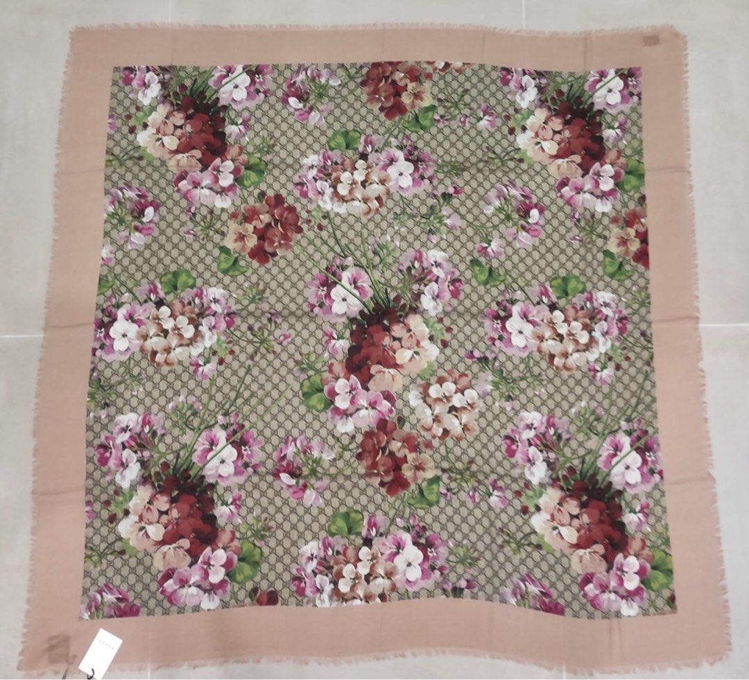 Gucci on sale bloom scarf