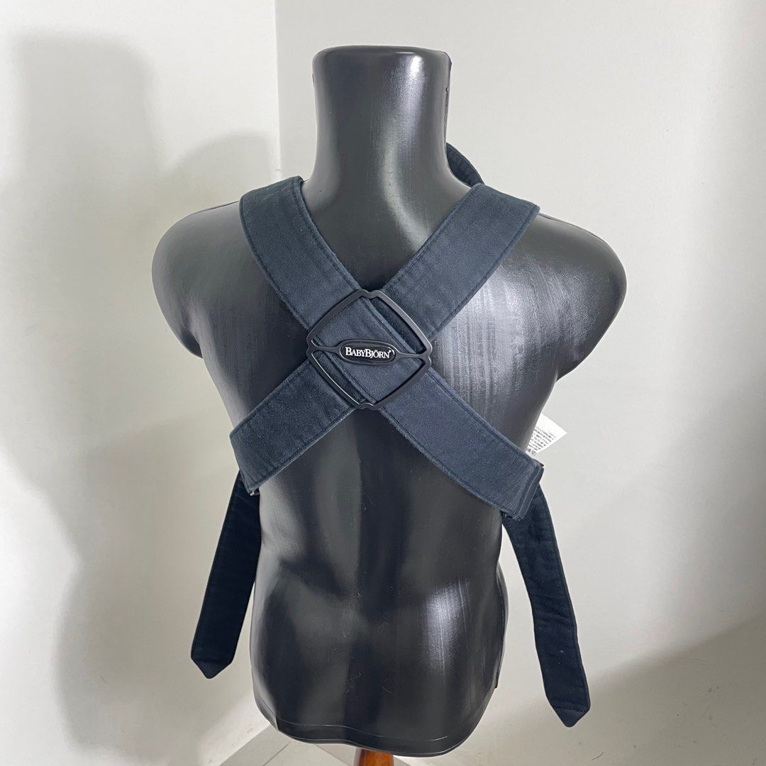 Baby bjorn carrier top one sale