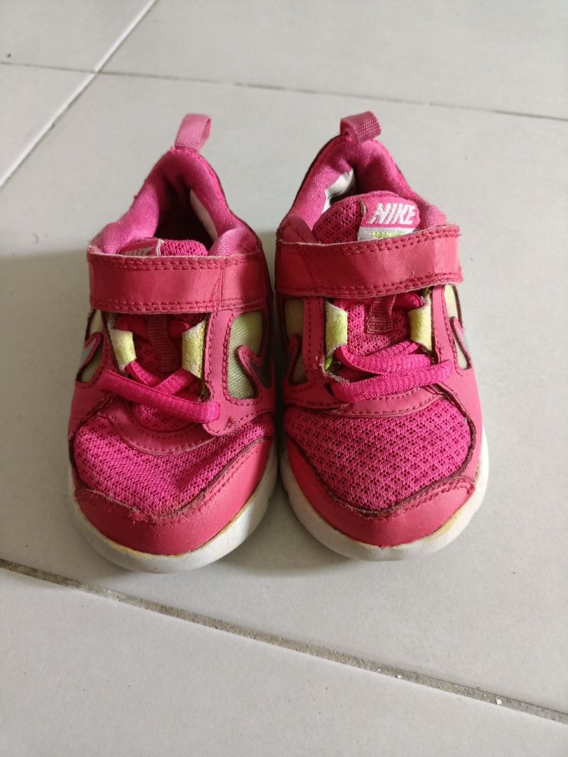 Nike free baby girl shop