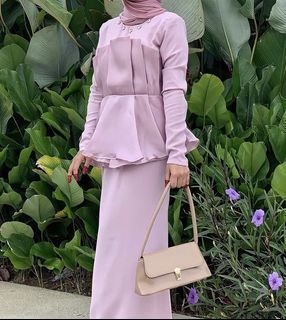 Baju kurung modern pink ruffle
