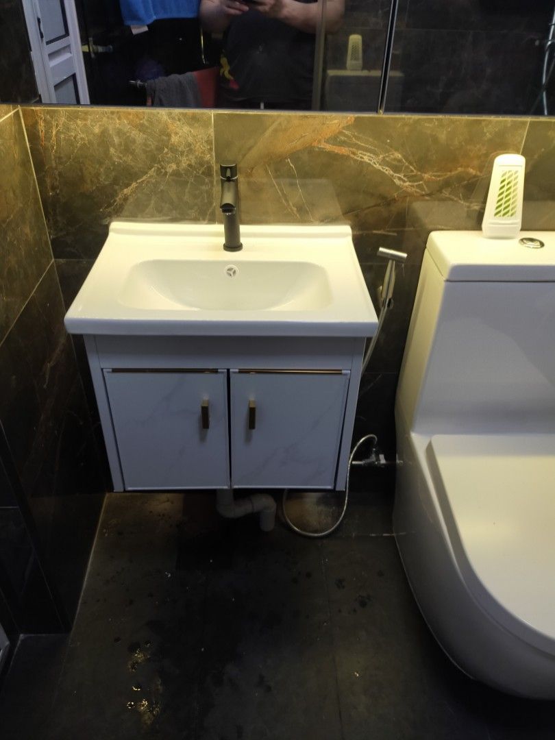 Bathroom cheapest installation toilet sink basin tap aluminum