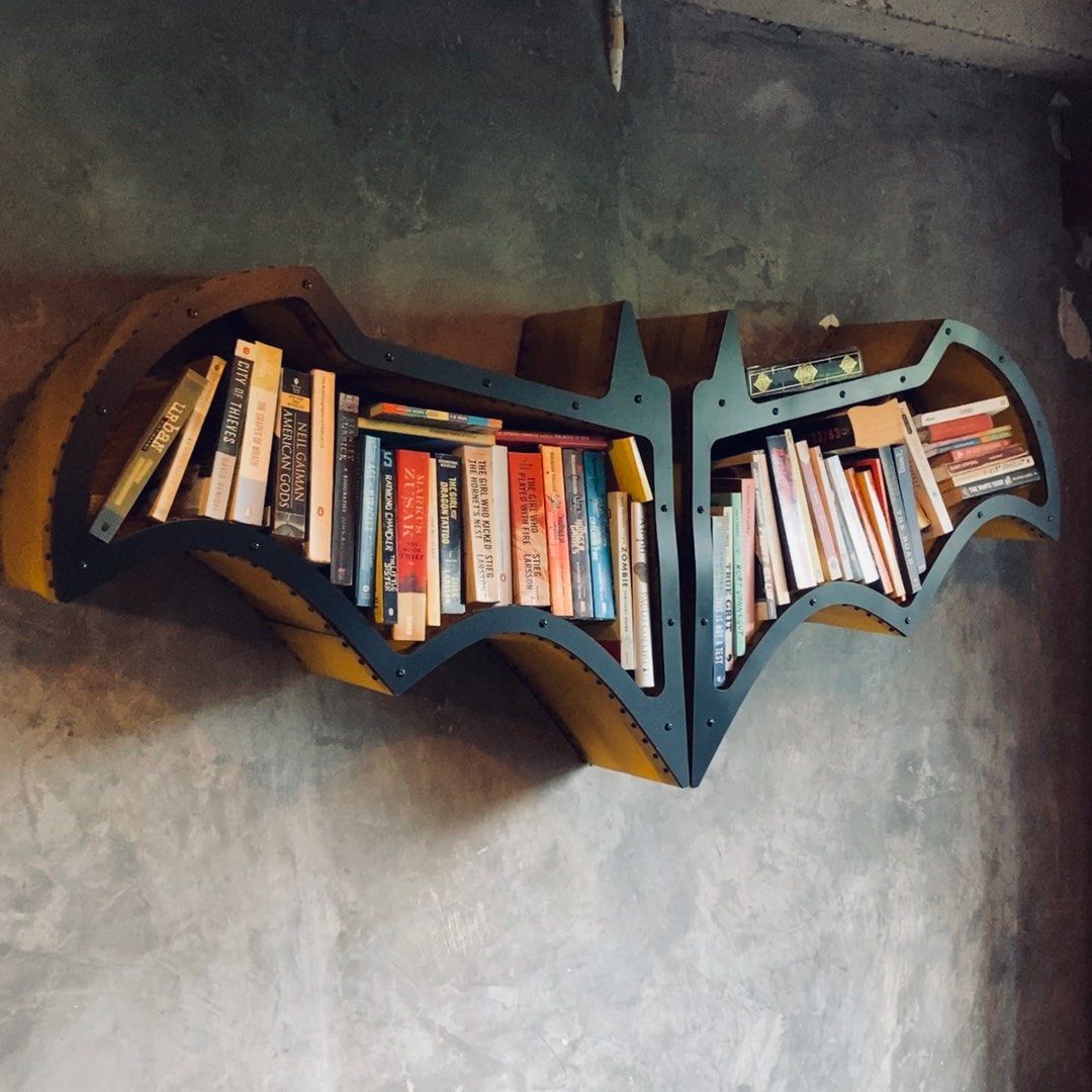 Batman bookshelf top