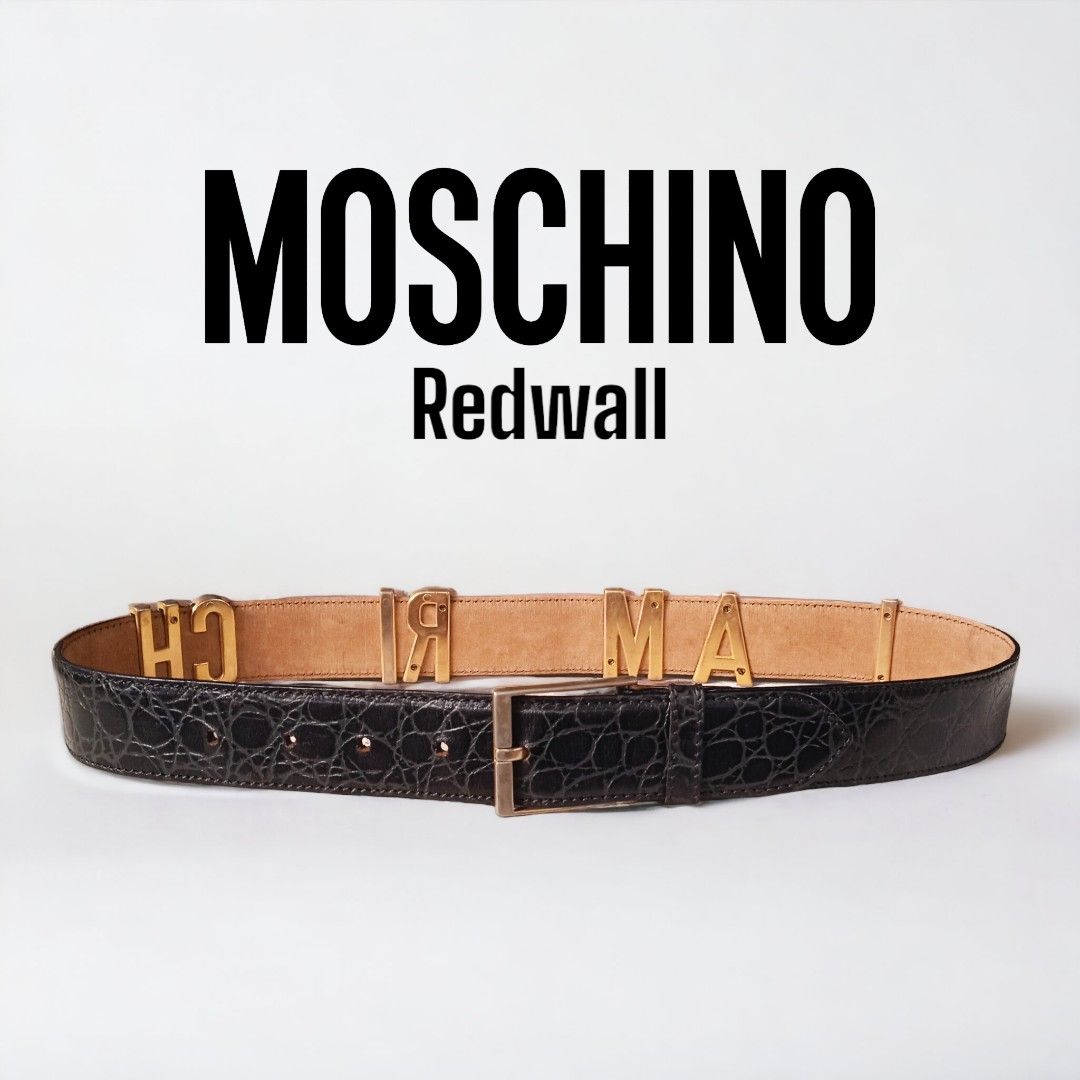 Moschino redwall belt 2025