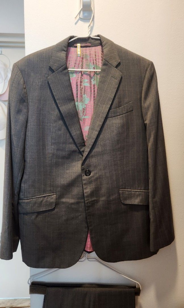 Bespoke 2 pcs suit with 1 blazers size L and 2 pairs of