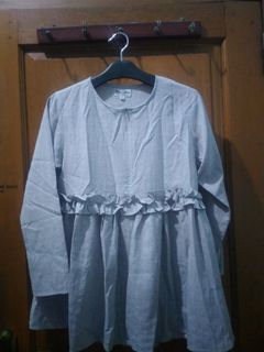 9teenclothes Blouse atasan abu size M