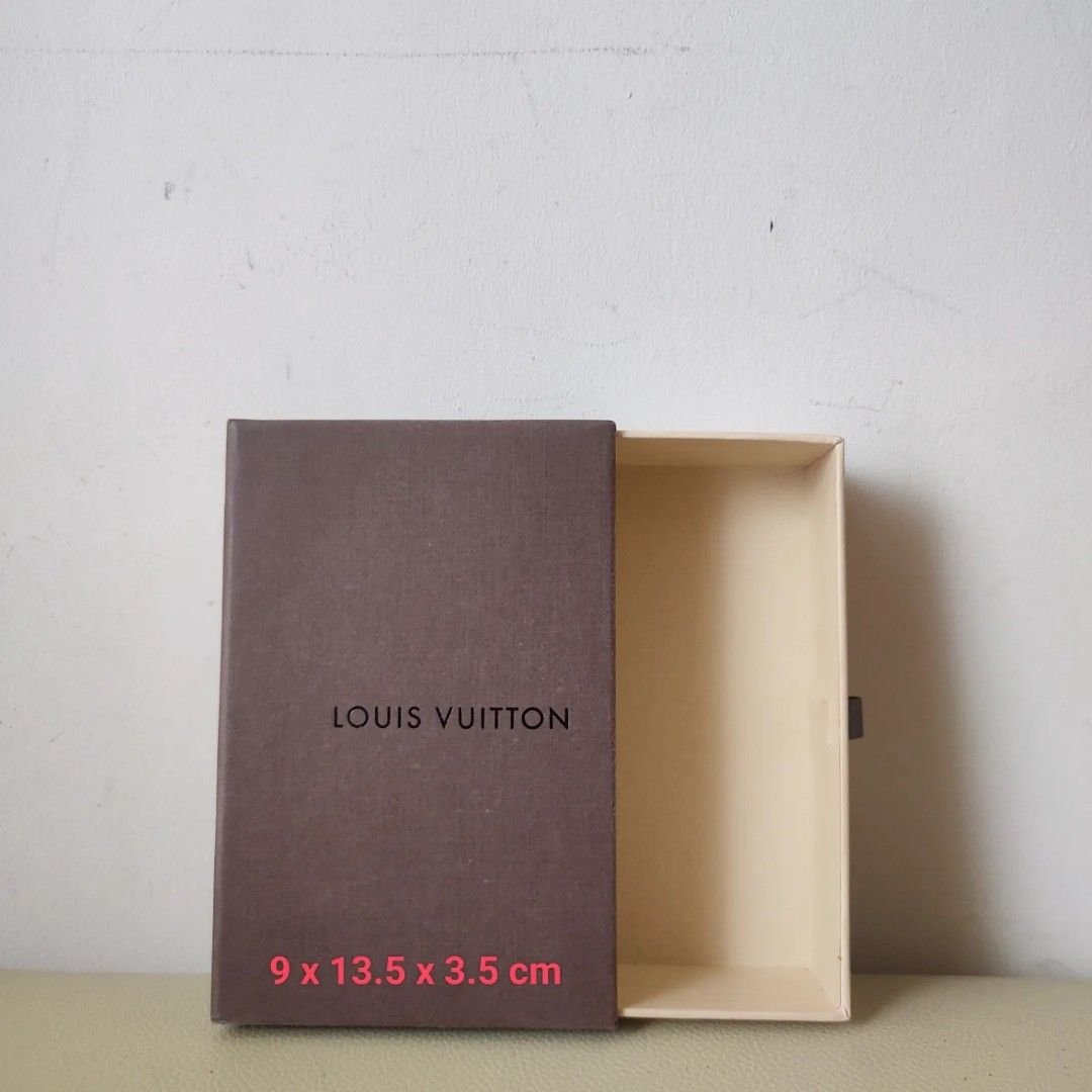 Louis Vuitton bag box / kotak tas LV, Barang Mewah, Aksesoris di