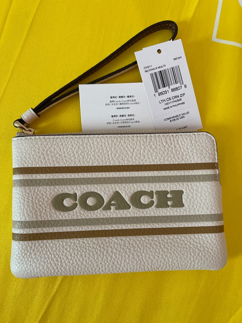 Brand new coach small wristlet, Women's Fashion, Bags & Wallets, Purses