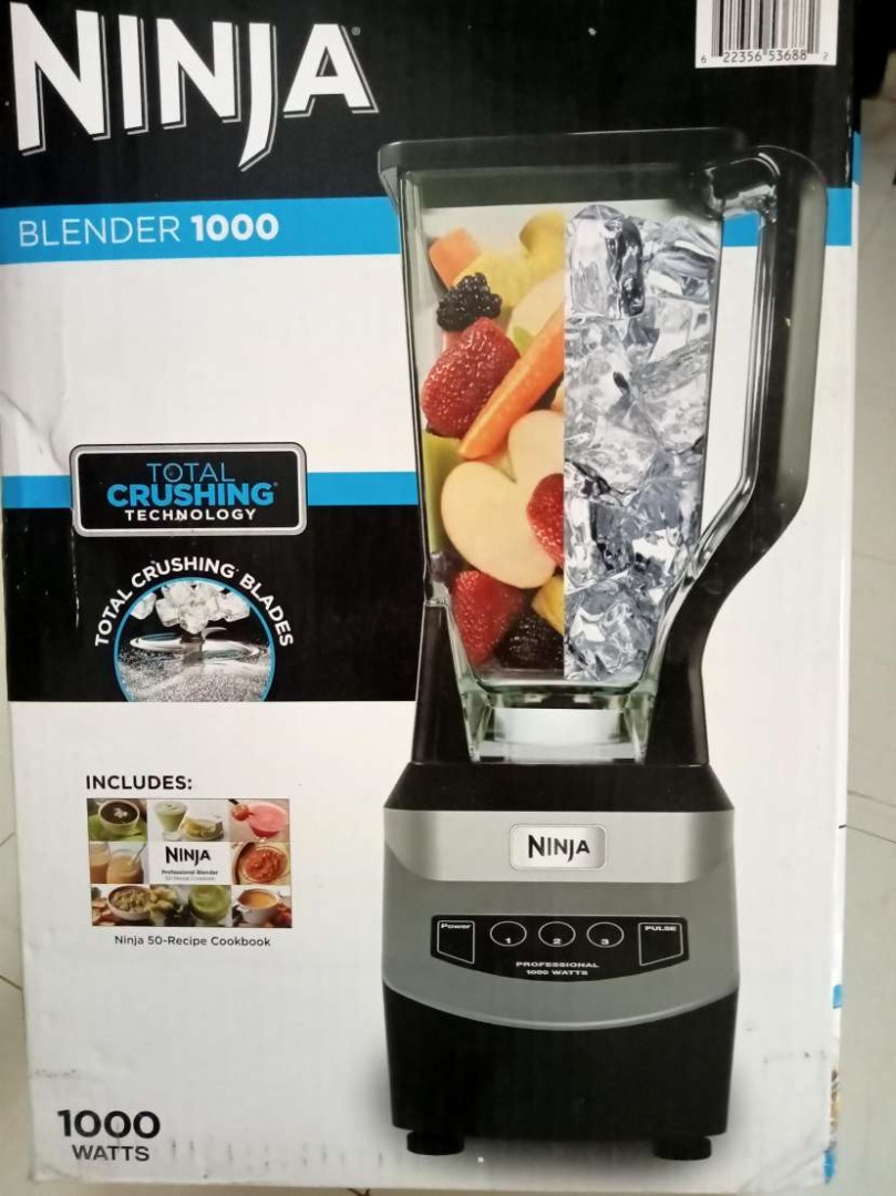 Brand new Ninja Blender for smoothies or crush ice, TV & Home