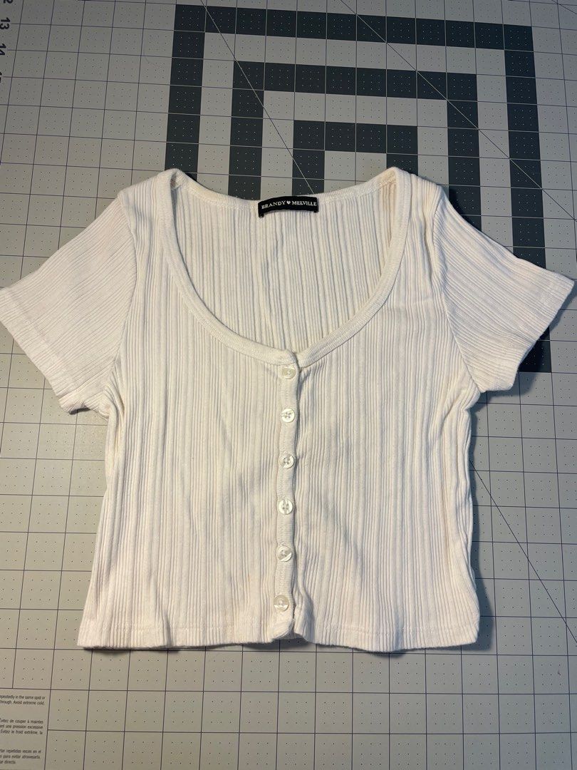 Brandy Melville White Button Ribbed Top, Women's Fashion, Tops, Other Tops  on Carousell
