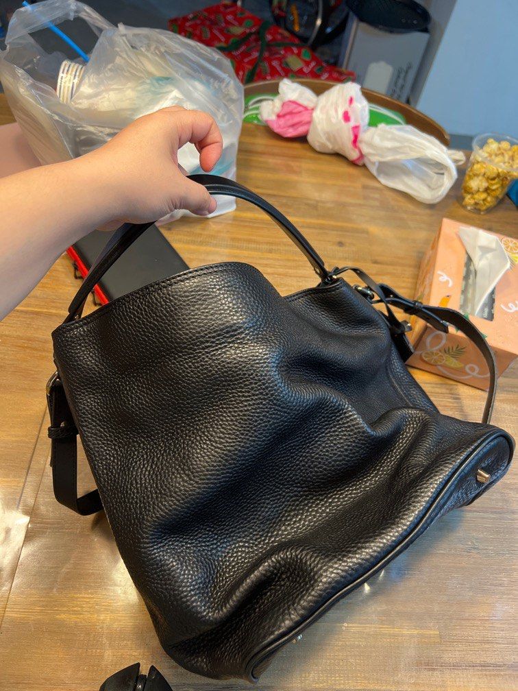 Burberry tote bag black store