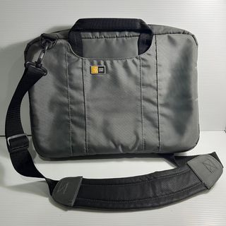 Case Logic 13” - 15” Laptop Notebook Bag