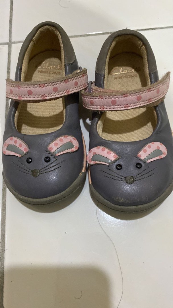 Clark Shoes bunny