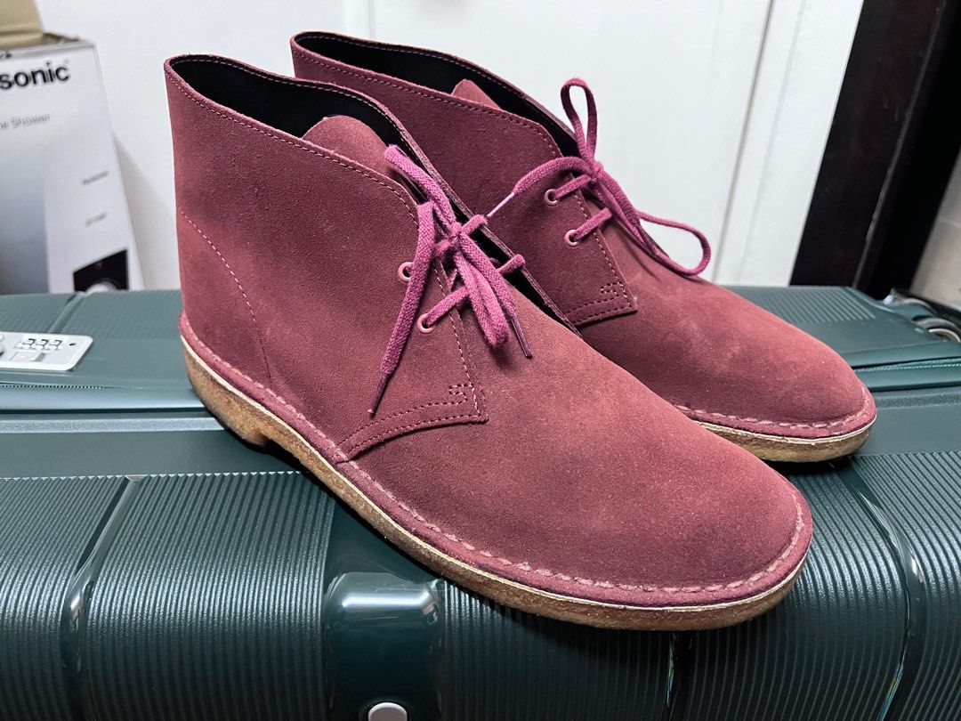 Burgundy clarks 2025 desert boots